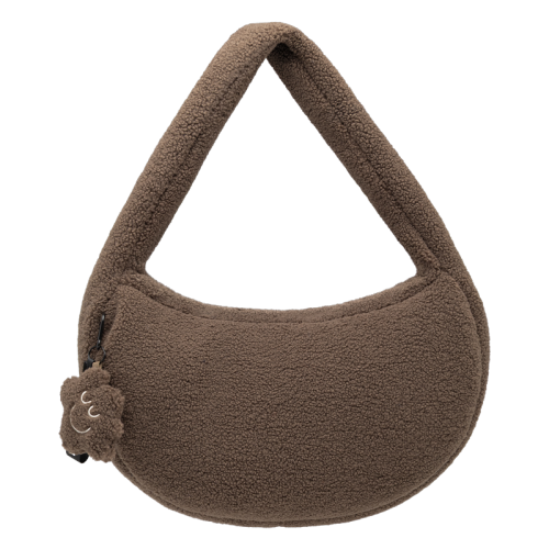 K26AW-401-018-21-1 Torba z polaru Cushy z brelokiem Comfy Club brązowa_b2b_u1.png